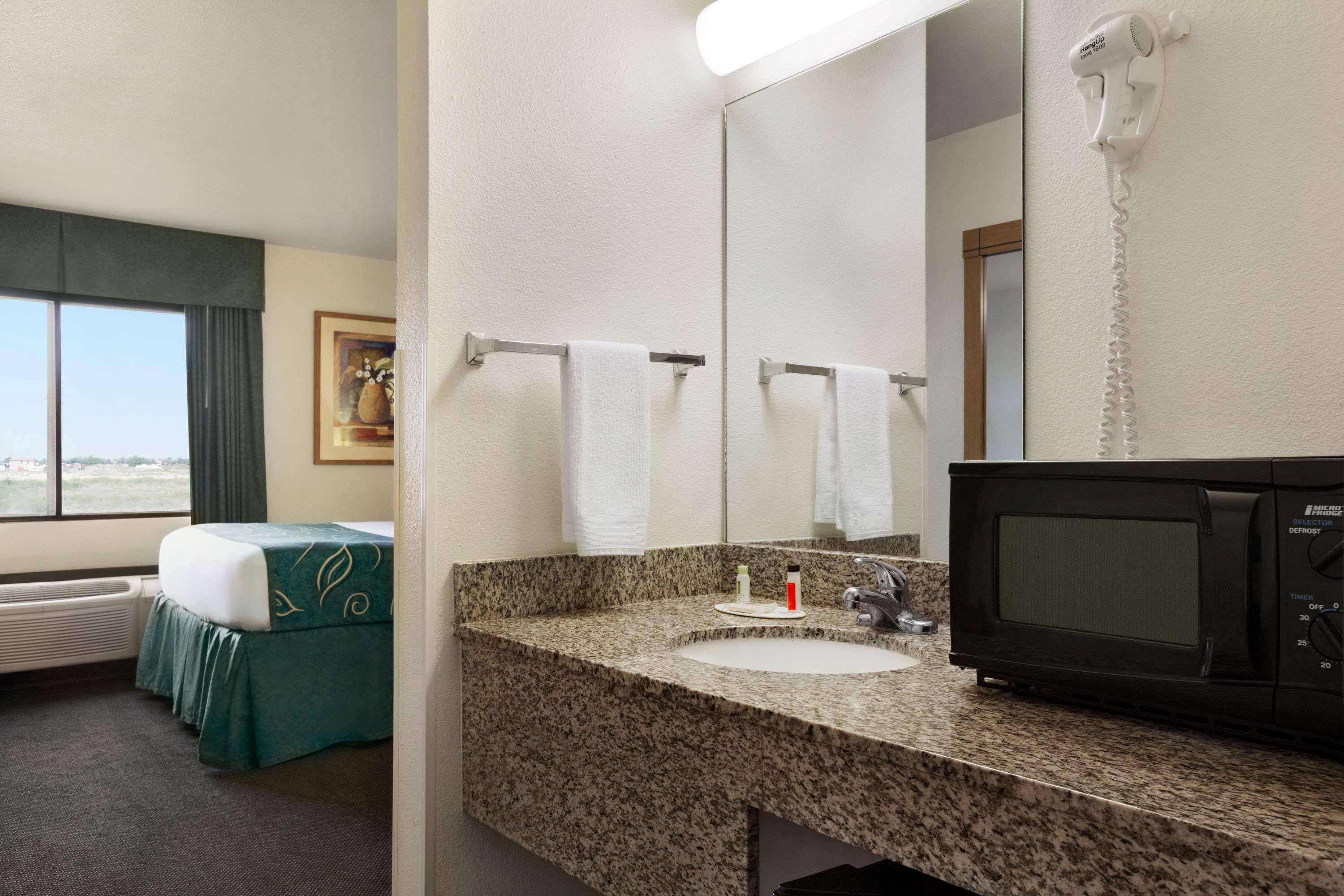 Travelodge By Wyndham Pecos Zewnętrze zdjęcie